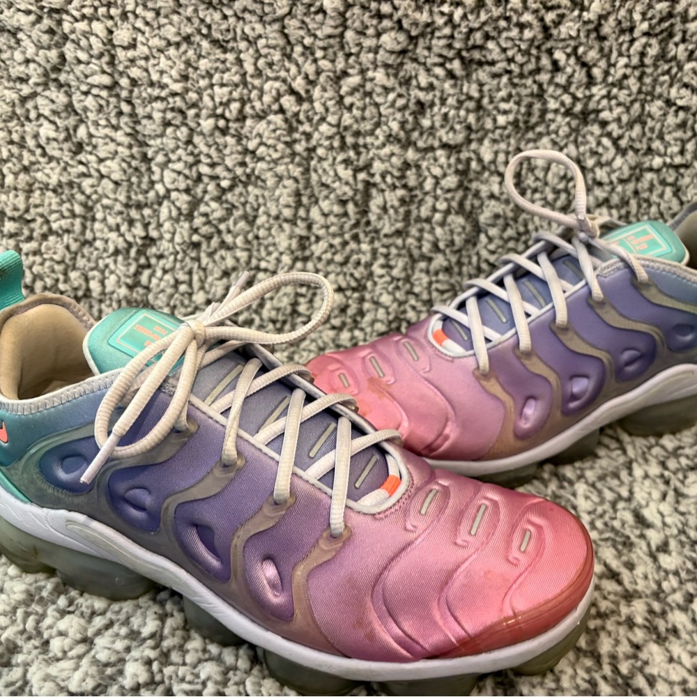 Nike Women’s Air VaporMax Plus Pastel